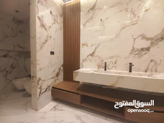  11 شقة غير مفروشة للإيجار في عبدون ( Property 38510 ) سنوي فقط