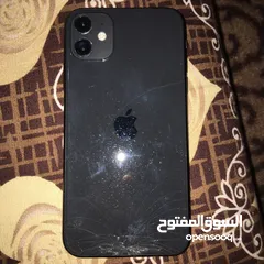  24 آيفون 11 بحالة جيدة للبيع - بسعر مناسب!