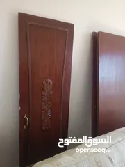  10 مومبيليا خشب  قوي لون بني كاملة  مستعملة  تصليح بسيط