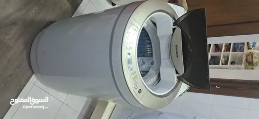  2 للبيع غسالة شارب بحالة ممتازة