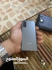  4 SAMSUNG S20 بحاله الوكاله بدون خدوش استعمال خفيف جدا  مش مفتوح ولا مبدل فيه اي قطعه  ع وضع الشركه