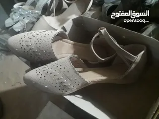  23 بضاعة احديه تصفيت محل احديه اطفل و نساء