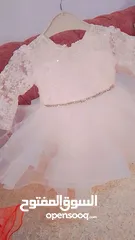  2 بدله بيضه جديده غير ملبوسه لبسه وحده بتلبس من عمر سنه ونص ل سنتين ونص سعر الشراء 25مطلوب فيها 8