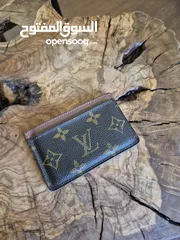  2 حاملة كروت LV أصلية بحالة ممتازة وب سعر نار