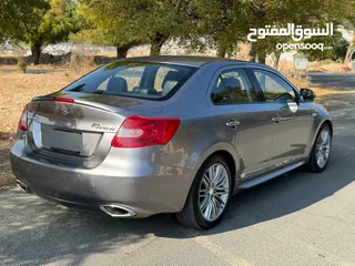 3 Suzuki kizashi