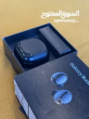  2 Samsung buds pro used