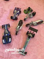  17 سيارات ألعاب صغيرة وكبيرة ومعدنية للهواة للبيع كمجموعة كاملة أو مفرق لكن السعر بيختلف كثير...