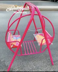  1 مرجيحة مزدوجة للاطفال   تمنح الطفل جوا من المتعة واللعب  مرجيحه حديد بمواصفات عاليه