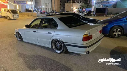  4 520 1991 للبيع قطع السيارة منفوضه قطعععع فقط