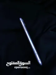  4 جهاز ايفون 11