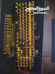  1 للبيع كيبورد Hyperx Alloy origins meshanical + شاشه Benq