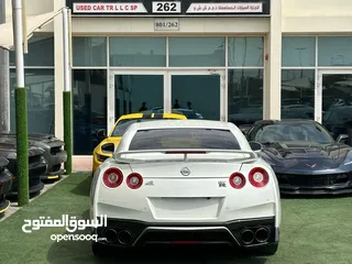  4 ‏NISSAN GTR 2017 Gcc perfect condition Full option Full carbon fiber