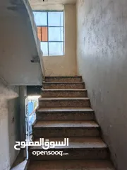  3 أربع شقق و سطحين للبيع في منطقة الهاشمي الجنوبي