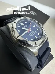  12 ساعة  للبيع Victorinox