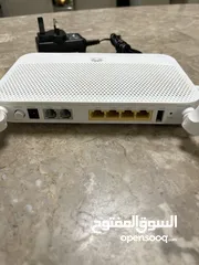  5 Ooredoo router - 1 fiber router + 1 4G router (SIM)