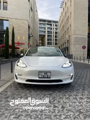  13 تسلا لون ابيض جمرك اليوم 2023