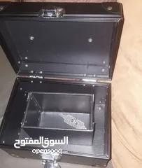  1 بوكس مكياج ضد الحراره ماركة makeup for ever
