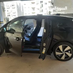  6 BMW i3 Rex 2016