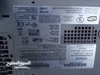  4 بروجكتر هيتاشيVGA موديلcpRx70....2000لومنس به مدخلAV.......VGA