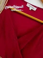  2 فساتين سهره وبدلة عرس استعمال مره واحده