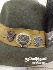  4 قبعة للصيد أصلي كلاسيك مصنوعة من الصوف الاصلي صناعية بريطانيا مع شارة الصيد الأصلية