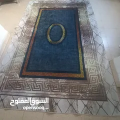  1 سجادتين بحالة ممتازة مافيهم ولا خدش