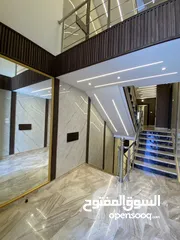  23 شقة ارضية مميزة جدا 185 متر داخلي و خارجي 200 متر مع كراج خاص و 3 مداخل للشقة