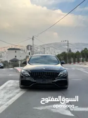  2 Mercedes-Benz C300 AMG