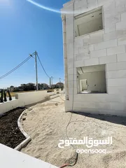  6 فلل فخمة للبيع الراهبات خلف محطة المناصير مقابل مطعم الطياره مساحة 400 متر طابقين الروف جديد مع مطبخ