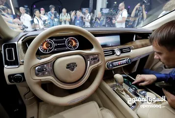  3 مكتب سيارات VIP ليموزين السيارات الفارهه... للبيع*****.............