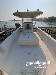  18 قارب للبيع