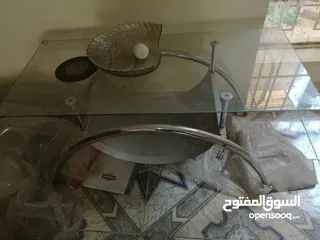  1 طبله هول وسطيه من الكروم وسطحها زجاج ضد الكسر.تركية الصنع