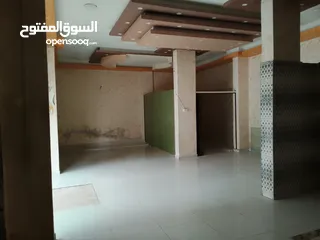  4 ثلاث مخازن