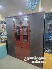  1 تصفيه على جميع الأثاث المكتبي