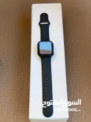  1 Apple watch Series 5