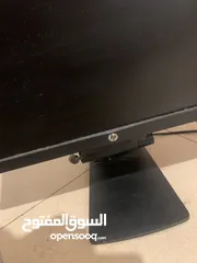  1 شاشة HP للبيع بسعر مغري و لابتوب Dell عدد 2 قطع بحاله جيده جدا