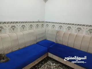  3 ديوان للبيع