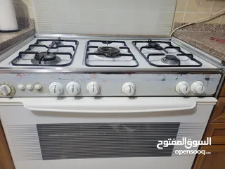  1 غاز تكنو إيطالي بحالة ممتازة خمس عيون