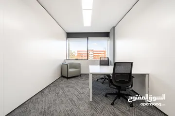  4 Private office space for 4 persons in MUSCAT, Al Fardan Heights