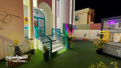  13 صالون نسائي فرصة استثمارية مميزة - للبيع مركز تجميل فاخر (صالون للسيدات) من المالك مباشرة بالشارقة