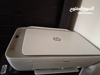  1 HP deskjet 2720