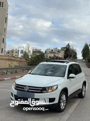  1 تيجوان 2016 بانوراما .بنزين ماتور 1400. فحص نخب .بحاله ممتازه .مرخص ومامن .رام لله او الخليل .