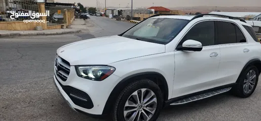  8 مرسيدس GLE 350- 4 MATIC موديل 2020  دفع رباعي  عاليه الإضافات  غير مجمركه لون ابيض والداخل اسود