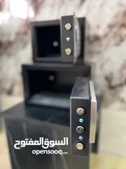 18 سواء بدك خزنة ذكية ببصمة، أو خزنة كلاسيكية بكود ومفتاحين — وفرنالك أفضل 3 خيارات لحماية مصاريك وأغرا