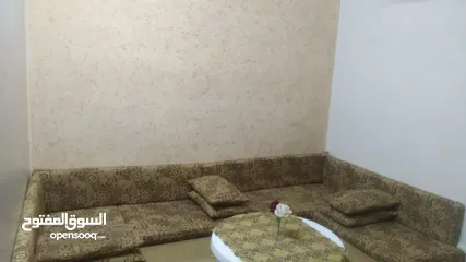  1 شقة ارضية للبيع