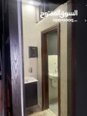  11 محلات للايجار مع المالك مباشرة عدد (2) في رام الله التحتا شارع الحسبة القديمة بجانب مخبز خلف، مساحة