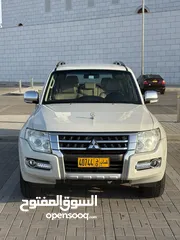  1 Mitsubishi Pajero