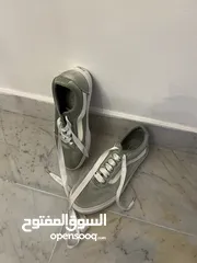  1 حذاء vans ستاتي  نمرة "37"