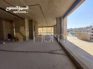  10 مكتب طابقي مع ترس للايجار في عمان - شارع مكه بمساحه اجماليه 440م