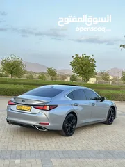  30 للـبيع لكزس ES350 2022 بحالة الوكالة